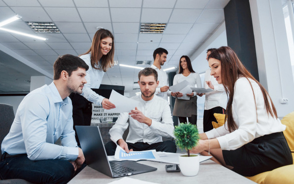 Giao tiếp được xem là một cách quản lý nhân viên hiệu quả 