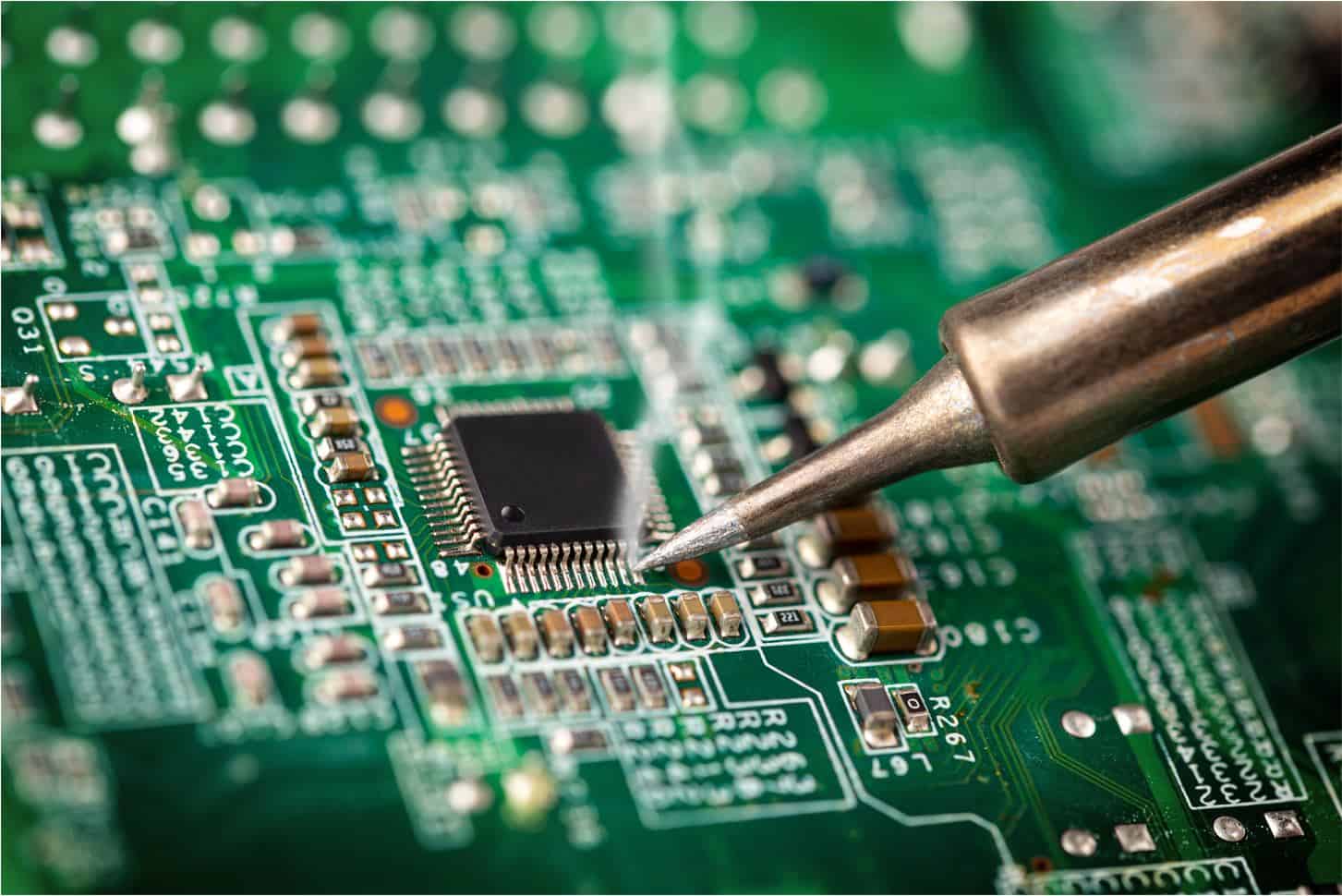 Hình ảnh tin tức PCB là gì? Dịch vụ hàn linh kiện trên bản mạch PCB của Minatech VN